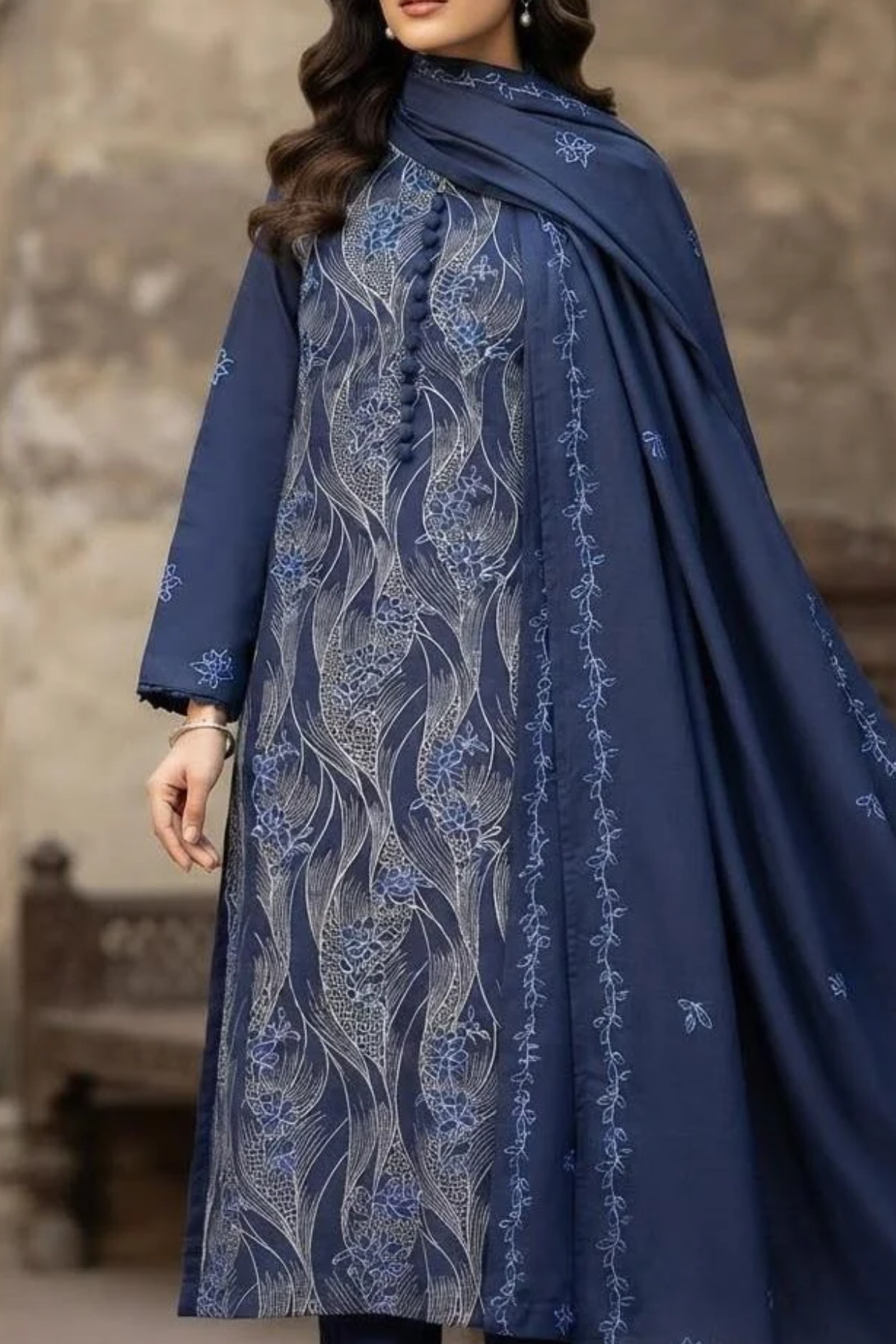 Bareeze Embroidered Dhanak 3 Piece Suit