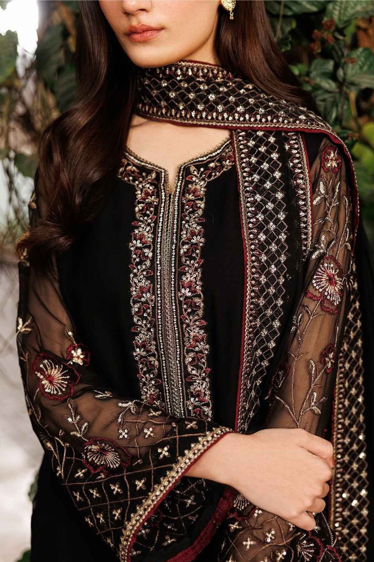 IZNIK Embroidered Chiffon Unstitched 3 Piece Suit