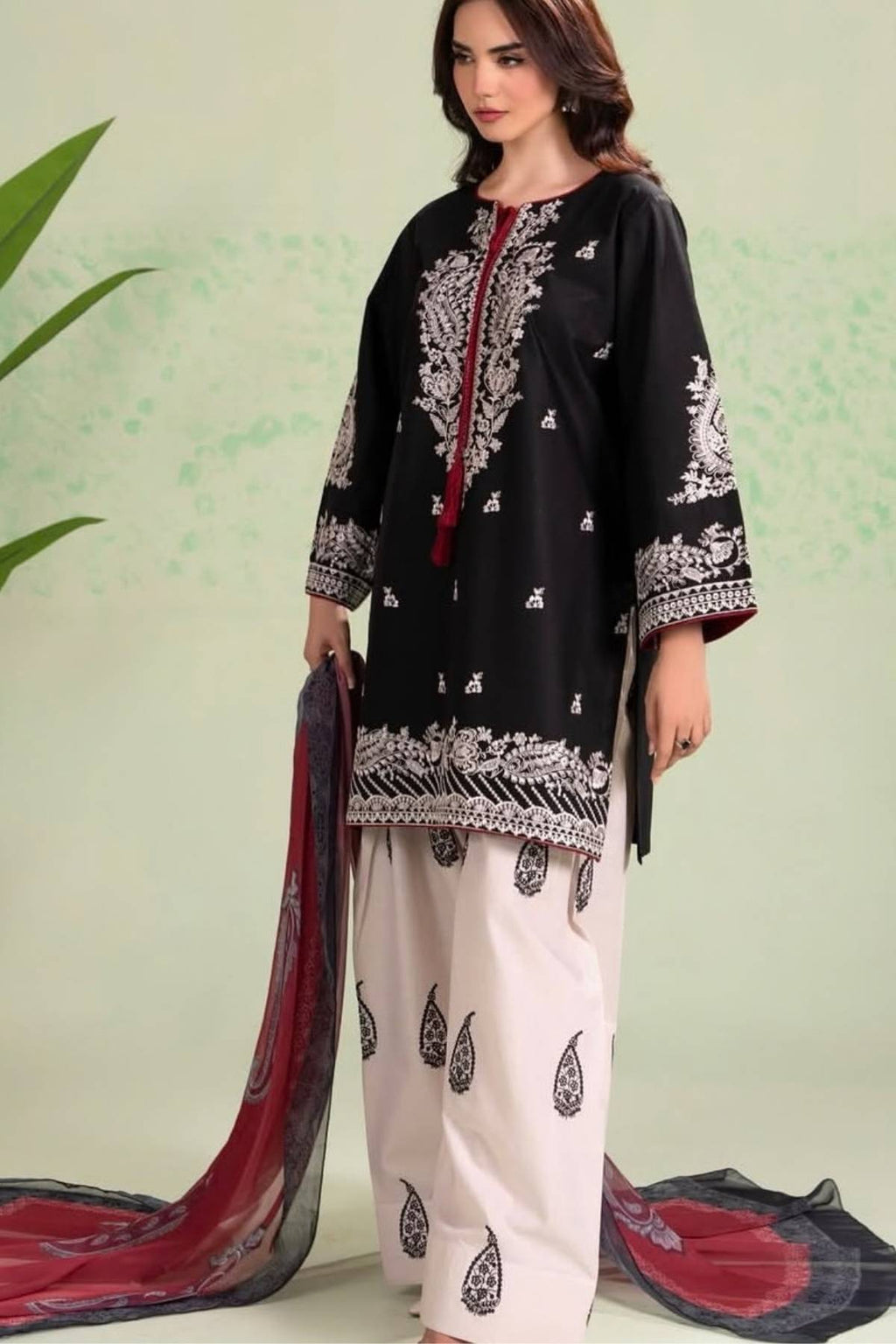 Silai Karhai Dhanak Unstitched 3 Piece Suit with Wool Shawl